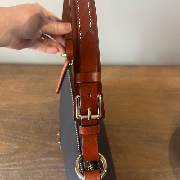 Dooney Penrose Hobo‎ 25 in Midnight Blue - Picture 10 of 15